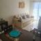 Apto a 50m da praia, com ar condicionado, wifi , portaria 24h