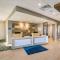 Holiday Inn Express & Suites Jacksonville - Town Center by IHG