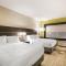 Holiday Inn Express & Suites Jacksonville - Town Center by IHG
