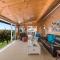 Barne the Bentley - Taupo Holiday Home