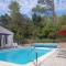 Lavish Villa in Bagnols en For t with Swimming Pool - Bagnols-en-Forêt