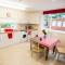 ROUND PARK- Private and spacious family bungalow with parking