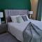 Cozyhome Unique Colourblock Homestay Kajang