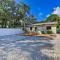 Central Gulfport Home Less Than 1 Mi to the Beach! - سانت بطرسبرغ