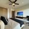 New & Equipped Apartment Steps From The Beach With Pool Jacuzzi By Yeah