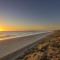Luxury Ocean Views & Steps To The Sand - Tower 36 Upper Condo Unit