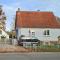 Bild Awesome Home In Karlsburg-lhmannsdorf With 3 Bedrooms And Wifi