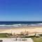 Five Pines Beach House at Birubi 20 Robinson St pet friendly aircon and WiFi - Anna Bay