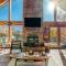 Barenberg Cabin - Secluded Unobstructed Panoramic Smoky Mountains View with Two Master Suites, Loft Game Room, and Hot Tub