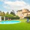 Epoque villa with private garden and pool by VacaVilla - Comeana