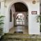 GR Stays WHITE HOUSE 4bhk Private Pool Villa in Calangute