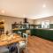 Luxury Cottage with Mountain View’s - Cononbridge