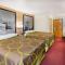 Super 8 by Wyndham Kinder/Coushatta near Casino