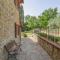 Cozy Home In Monte San Savino With Wifi