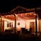 Walk to Town - Castle Rock Cottage!