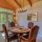 Pagosa Lakefront Home with Hot Tub, AandC, and Canoe! - باغوسا سبرينغز