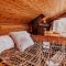 Treehouse on the Water -Eagles Nest-20 ft high