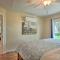 Modern Lake Conroe House with Lakefront Park and Deck!