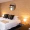 Bentleys Hotel