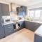 Pass the Keys Modern 3-Bed Home with Garden & Free Parking - Nottingham