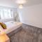 Pass the Keys Modern 3-Bed Home with Garden & Free Parking - Nottingham
