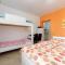 Villa Lavanda - family friendly, beachfront