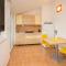 Villa Lavanda - family friendly, beachfront