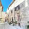 Traditional town house central Spoleto - car unnecessary - wifi - sleeps 10