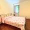 Traditional town house central Spoleto - car unnecessary - wifi - sleeps 10