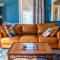 Maple House Large Vacation Home, Sleeps 7 Pet Friendly Great Location