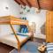 Beautiful Home In Bale With Kitchen