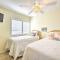 Comfortable Siesta Key Condo w/ Pool Access!