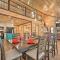 Broken Bow Escape with Hot Tub and Basketball Court!