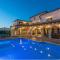 Villa Carolus-Luxurious Istrian Villa - Barat