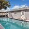 Immaculate & Cozy Entire Heated Pool House - تامبا