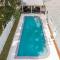 Immaculate & Cozy Entire Heated Pool House - تامبا