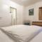 Stunning Home In Brod Na Kupi With Wifi