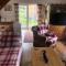 Lake view Romantic retreat - Aberystwyth