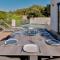 Villa à lentrée de Porticcio - Piscine - Vue dégagée