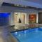 The Penthouse Bowness Luxury Loft Jacuzzi Bath & Complimentary Lakeview Spa Membership - Bowness-on-Windermere