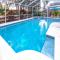 #3 Large 4 Bedroom 3 Bathroom Vacation House With Heated Swimming Pool - Palm Harbor