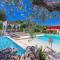 La Casa Fra gli Ulivi luxury apartments with pool near Cinque Terre and Tuscany