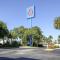 Motel 6-Lantana West Palm Beach, FL