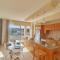 Spectacular Sea View, private jacuzzi & table pool