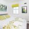 Walking distance to racecourse and city centre