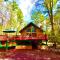 ⛰⛵️⛱Mt. Maplewood Lodge❤️Seasonal Specials ☆Poconos☆Cabin☆Hot⛷Tub☆Game Room☆