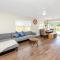 Modern Vacation Home 3BR 1BTH Close to Gulf Beach