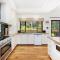Redgum Treehouse - Outstanding luxury in the heart of wine country and minutes from the beaches - Quindalup