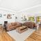 Redgum Treehouse - Outstanding luxury in the heart of wine country and minutes from the beaches - Quindalup