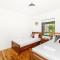 Redgum Treehouse - Outstanding luxury in the heart of wine country and minutes from the beaches - Quindalup